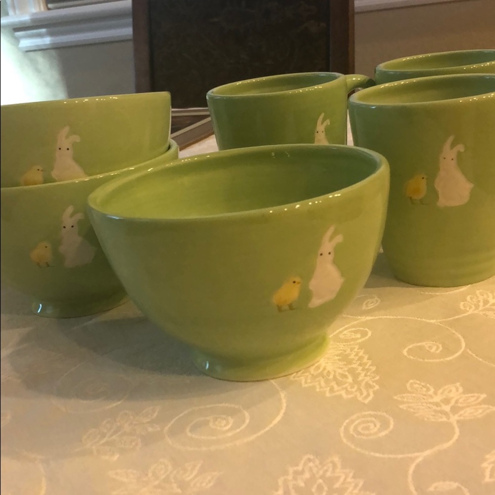 NEW Sur La Table Easter mug/bowl. 3 of each.